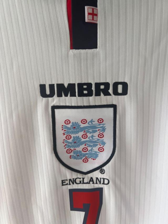 ベッカム 1998年イングランド代表ユニフォーム シャツ um44の通販はau