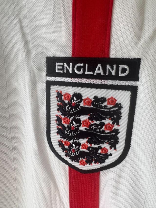 UMBRO ユニフォーム 02日韓W杯 ベッカム イングランド代表長袖 um48