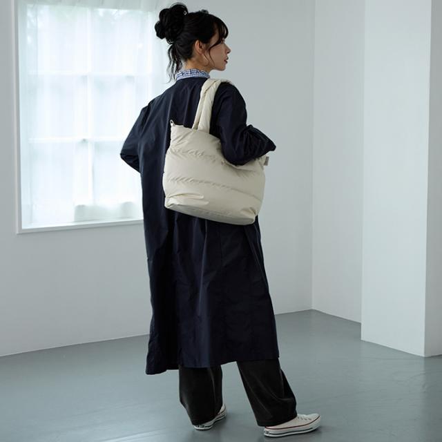 ROOTOTE ルートート トートバッグ 3682 通販 肩掛けバッグ 大きめ A4 通勤 通学 大容量 軽量 軽い ファスナー付き MEDIUM FEATHER ROO フェザールー ふわふわ ダブルファスナー おしゃれ きれいめ シンプル レディース_4