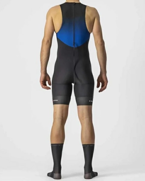 カステリ トライスーツ