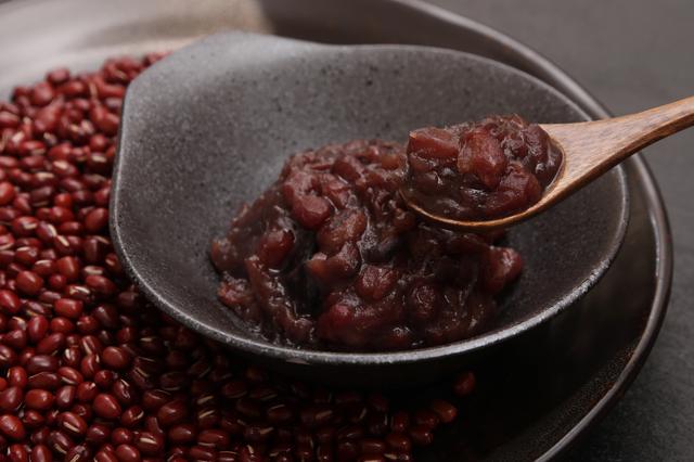 カンピー 和みの餡 つぶあん 300g×12個入｜ 送料無料 あんこ しろあん