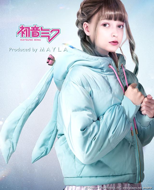 MAYLA マイラ 初音ミク グッズ 服 初音ミク アイコニック ダウンジャケット サックスブルー レディース 女性 正規品 新品 公式 初音ミク グッズ 人気 ブランド プレゼント