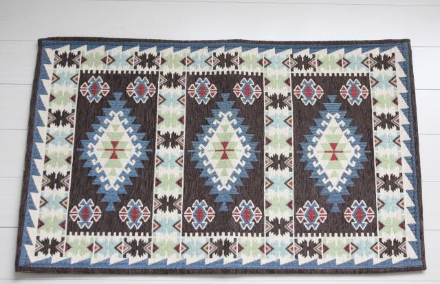 洗えるゴブラン織シェニールマット　ルーアン　90×140cm　ブラウンの通販は 7,608円