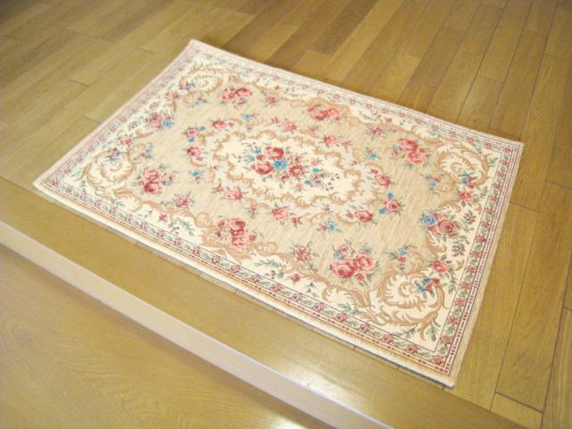 洗えるゴブラン織シェニールマット　ボルドー　60×90cm　ベージュの通販は 5,130円