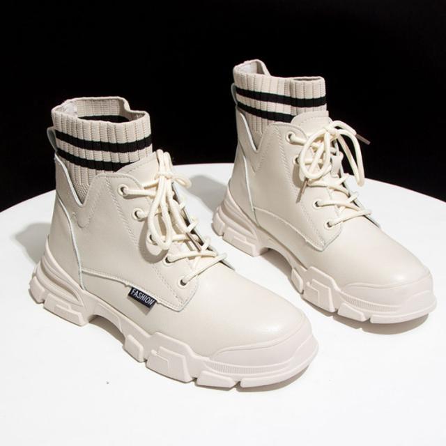 裏ボア付 ショートブーツ レースアップ ブーツ マニッシュ ブーツ ソックス風 ショートブーツ レディース エンジニアブーツ シの通販はau Pay マーケット Sweet Peace