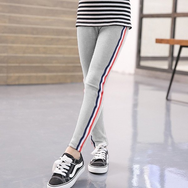 キッズレギンス 子供服 女の子 長ズボン ロングパンツ トリコロールカラー ライン レギンス キッズ服 ボトムス ズボン パンツの通販はau Pay マーケット Makey
