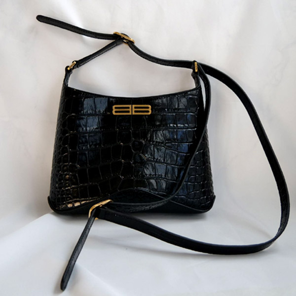 送料無料】【新品□正規品□ギフト包装無料】BALENCIAGA バレンシアガ 