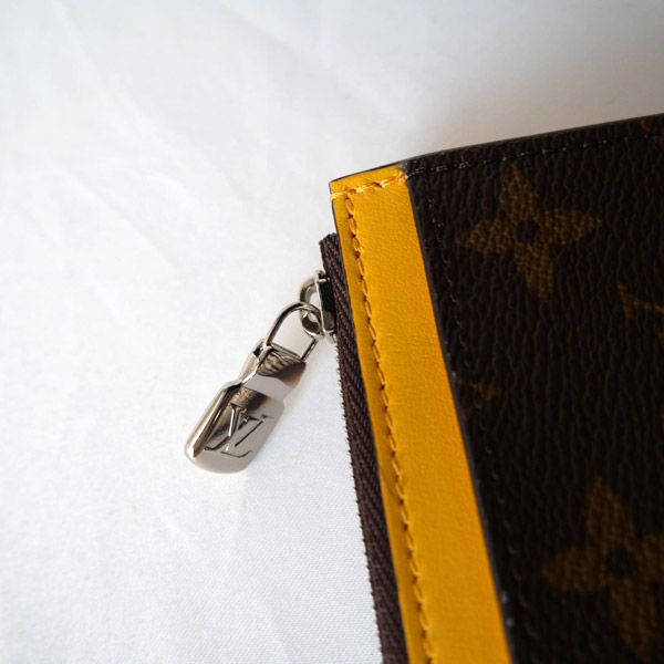 【新品■正規品■送料無料■ギフト包装無料】Louis Vuitton　ルイヴィトン 国内発■ジップコインカード・ホルダー カードケースM82910 レディース ギフト包装◇プレゼント ギフト 誕生日 記念日クリスマス プレゼントの通販は