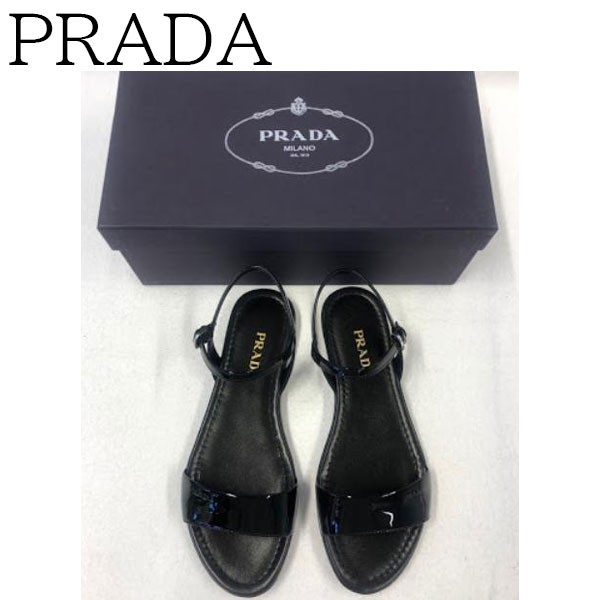 PRADA フラットサンダル 新品 - サンダル