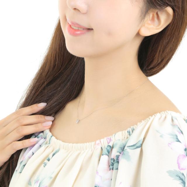 ネックレス レディース 18金 ブルームーン 一粒 0.2ct 馬蹄 クローバー 幸運を運ぶ デザイン ホースシュー k18 18k 人気 プレゼント 誕生日 女性 彼女 妻 おしゃれ きれい かわいい かっこいい ゴールド アクセサリー 首飾り ペンダント チェーン ギフト 贈り物 送料無料_6