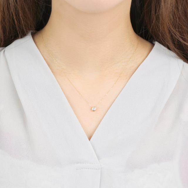 ネックレス レディース 18金 ブルームーン 一粒 0.2ct 馬蹄 クローバー デザイン ホースシュー k18 18k 人気 プレゼント 誕生日 女性 彼女 妻 おしゃれ きれい かわいい かっこいい ゴールド アクセサリー 首飾り ペンダント チェーン ギフト 贈り物 送料無料_5