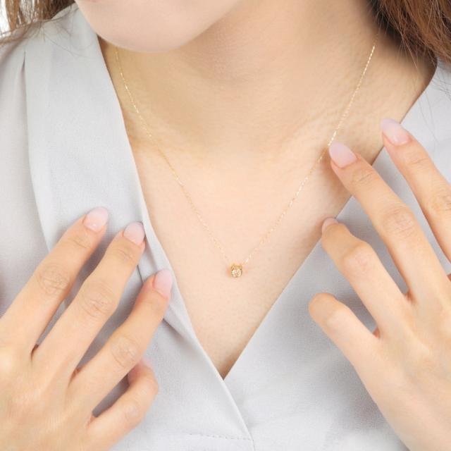 ネックレス レディース 18金 ブルームーン 一粒 0.2ct 馬蹄 クローバー デザイン ホースシュー k18 18k 人気 プレゼント 誕生日 女性 彼女 妻 おしゃれ きれい かわいい かっこいい ゴールド アクセサリー 首飾り ペンダント チェーン ギフト 贈り物 送料無料_6