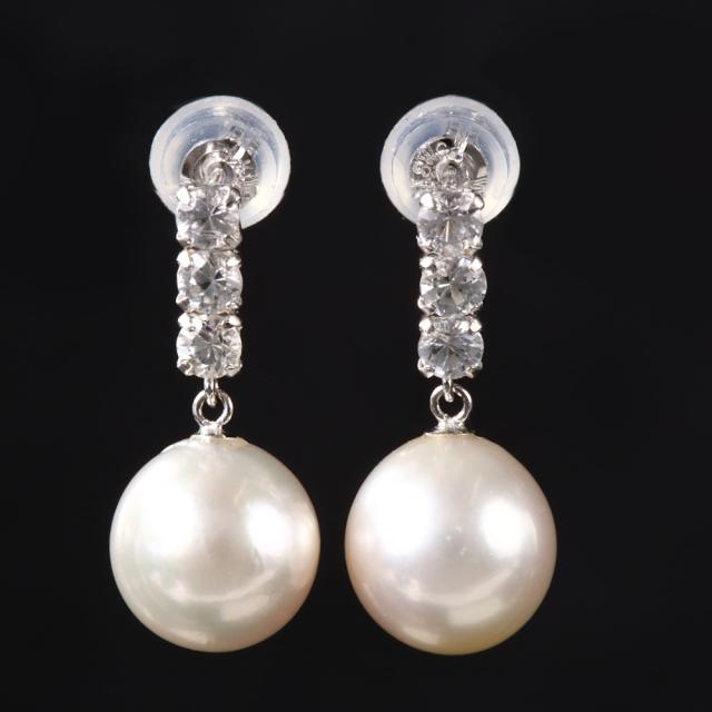 18金 K18 ピアス あこや真珠 8-8.5mm ホワイトサファイア パール レディース 両耳 2個 18k 人気 プレゼント 誕生日 女性 彼女 妻 おしゃれ きれい かわいい かっこいい ゴールド アクセサリー ギフト 贈り物 送料無料 ジュエリーケース入りの通販は