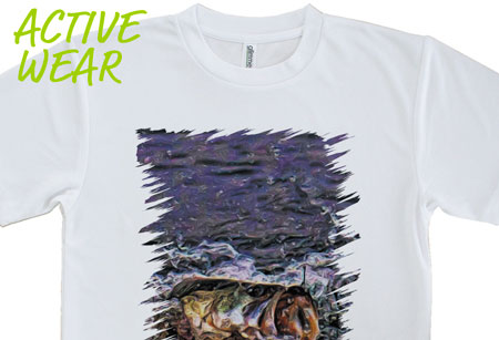 釣り Tシャツ アウトドア ブラックバスがバイトする瞬間 釣り 魚 ルアー T シャツ メンズ 半袖 ロゴ 文字 春 夏 秋 インナー 安い 面白い 大きいサイズ 洗濯 ポリエステル 送料無料 その他フィッシングウェア