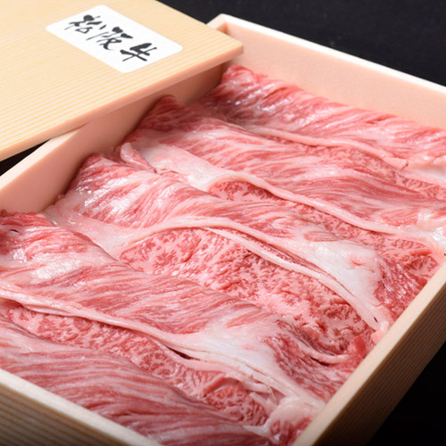 牛肉 松阪牛 A4ランク以上 肩ロース すき焼き用 250g 化粧箱入り ギフト 冷凍 同梱可能 お歳暮 のし可 big_drの通販は 4,950円