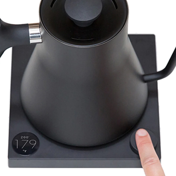 【正規販売店】FELLOW Stagg EKG フェロースタッグ 温度計付き電気ケトル 900ml(0.9L)(ホワイト)　※ブラックはEKGPROに切り替わりました