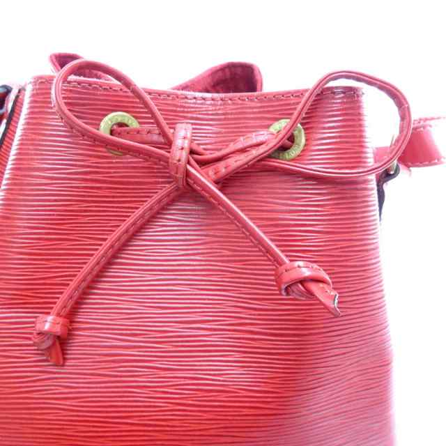 【中古】LOUIS VUITTON ルイ ヴィトン プチノエ 巾着型 エピ ショルダーバッグ レディース カスティリアンレッド エピレザー M44107 【中古】LOUIS VUITTON ルイ ヴィトン プチノエ 巾着型 エピ ショルダーバッグ レディース カスティリアンレッド エピレザー M44107