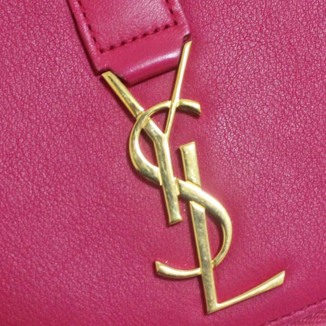 中古 Yves Saint Laurent Rive Gauche イヴサンローランリヴゴーシュ ロゴ Ysl ラウンドファスナー 長財布 レディース ピンク レザー の通販はau Pay マーケット ゴールドエコ