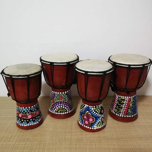 4インチ ミニジャンベ アフリカン楽器 民族楽器 ハンドドラム パーカッション 打楽器 子供 練習ため 室内装飾 インテリア 楽器 置物の通販はau Pay マーケット オトクラシ