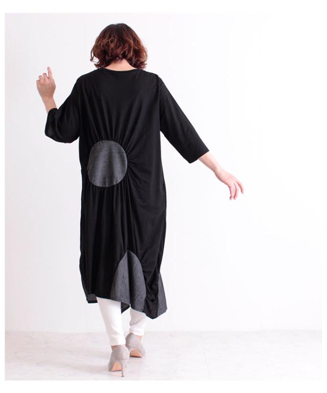 エッセンシャルズ 夏新作 ドット模様の裾アシメワンピース レディース ファッション ワンピース ブラック 7分袖 ミモレ丈 春 夏 秋 ドット アップリケ アシ 待望の再販 Vacationgetaways4less Com