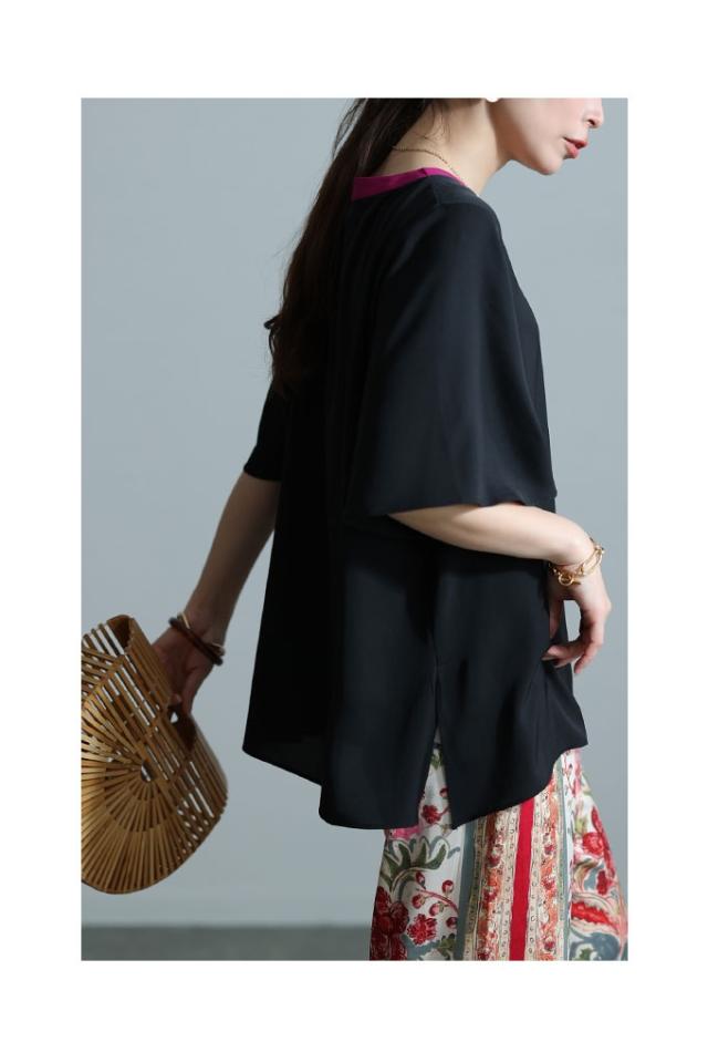 春新作 コーデを選ばない万能さ配色ライントップス レディース ファッション トップス カットソー Tシャツ Vネック 配色 バイカラー ライン 半袖 無地 シンプル 30代 40代 50代 60代 サワアラモード sawaalamode otona 大人 cawaii 可愛い 洋服 かわいい服 swjun-819s