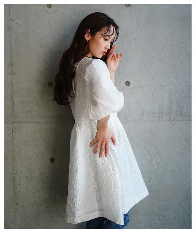 秋新作 大人フェミニンなバックリボンパフスリーブジャガード