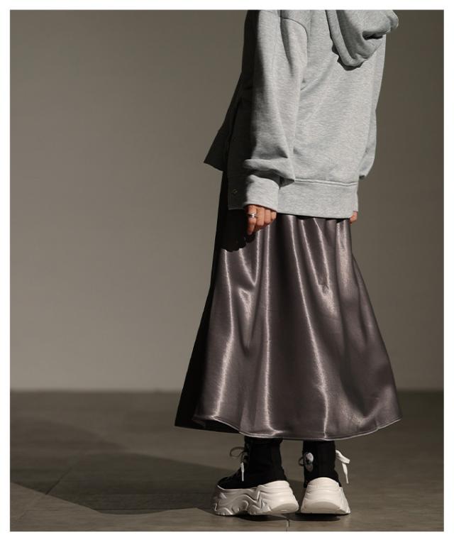 冬新作 光を纏う優雅なサテンフレアスカート レディース ファッション スカート サテン フレア ロング ウエストゴム シンプル 光沢 綺麗め チャコール モカ 春 秋 冬 30代 40代 50代 60代 アラモード alamode otona 大人 cawaii 可愛い 洋服 かわいい服 almam-84150 冬新作 光を纏う優雅なサテンフレアスカート レディース ファッション