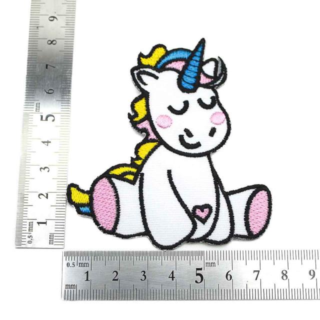 ワッペン アイロン ユニコーン キャラクター Unicorn かわいい アップリケ わっぺん アイロンで簡単貼り付けの通販はau Pay マーケット 服飾雑貨と小物のお店 Peace Made Au Pay マーケット店