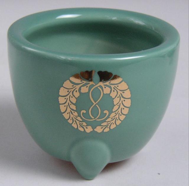 青磁 香炉 2.5寸 香炉灰付き 玉香呂 青磁色 西紋入 2.5号 西用 香炉
