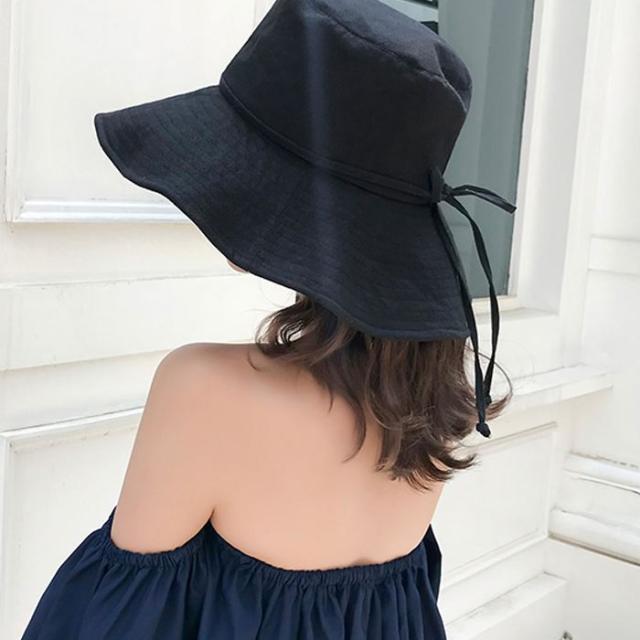 大きい帽子 ストラップ付き 黒 レディース ハット 美シルエット 小顔効果 Uvカット あご紐 調整可能 折りたたみの通販はau Pay マーケット Mistral Au Pay マーケット店