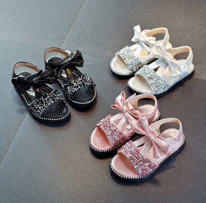 キッズサンダル女の子 子供用サンダル花姫系サンダル ビーチサンダ 靴子供靴 キッズシューズ 春夏スリッパ キュートパンプス通気性良の通販はau Pay マーケット エンブリッジ