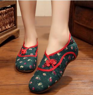 レディースシューズ チャイナ靴手作り北京布靴ローヒールエスニックチャイナシューズカジュアル 太極拳靴 花刺繍スニーカー婦人靴の通販はau Pay マーケット エンブリッジ