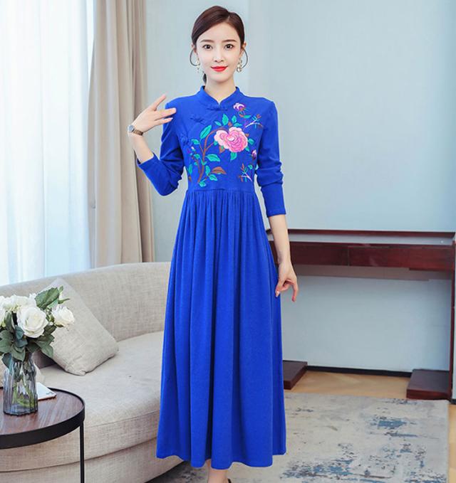 チャイナドレス ワンピース 長袖 ロング丈 青 刺繍 チャイナ服 普段着 舞台 衣装 民族 中国風 Zl196の通販はau Pay マーケット チャイナ服専門店chai なんと只今ポイント3倍