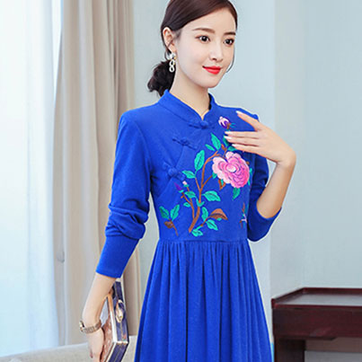 チャイナドレス ワンピース 長袖 ロング丈 青 刺繍 チャイナ服 普段着 舞台 衣装 民族 中国風 Zl196の通販はau Pay マーケット チャイナ服専門店chai なんと只今ポイント3倍