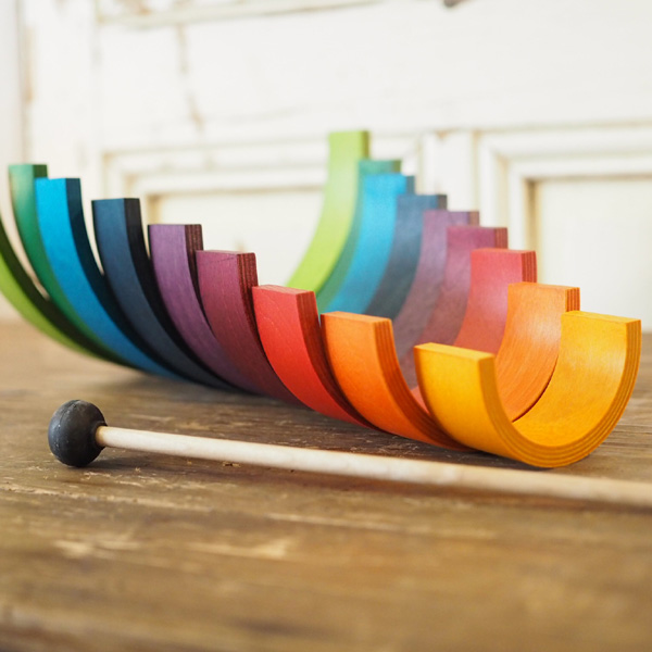 Naef ネフ社 アークレインボウ Rainbow 〜洗練された色と形と