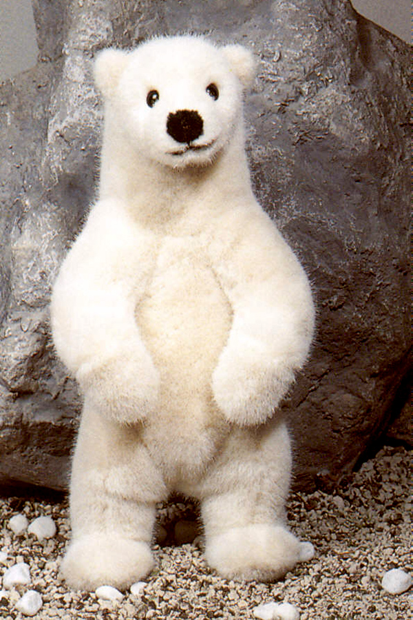 KOESEN ケーセン社 白くま (小) 3260 〜ドイツ・KOESEN/KOSEN（ケーセン社）の動物のぬいぐるみ。愛らしい表情のシロクマのぬいぐるみで_1