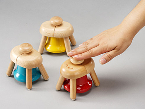 史上最も激安 Play Me Toys プレイミートーイズ パットベル 平らな所に置いて 上のボタンを押すと綺麗な音 楽器玩具 Sutevalle Org