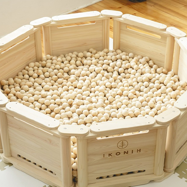IKONIH アイコニー 木球 丸型 4cm 700個セット 木の玉 木のたまご ボールプール ~ 木育広場、保育園や子育て施設におすすめの、木球、無塗装の木の玉、木のたまご 丸型 4cm 700個セットです。_4