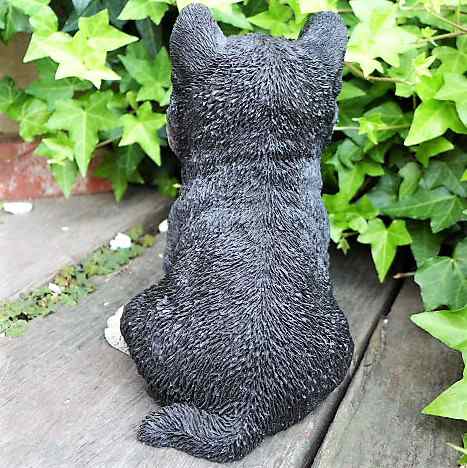 黒色犬の金属製置物