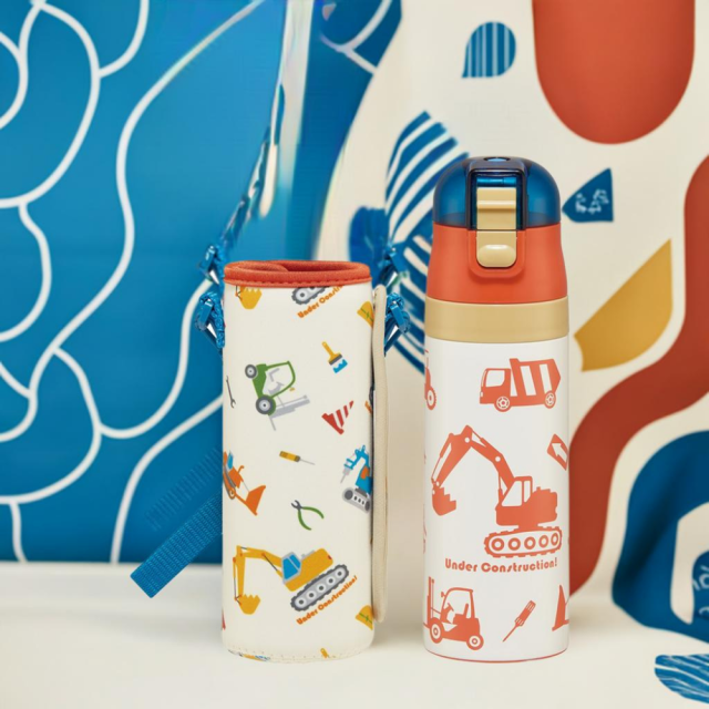 水筒 子供 スケーター カバー 付き キズ防止 キッズ 子供 直飲み