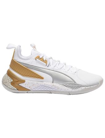 metallic silver pumas