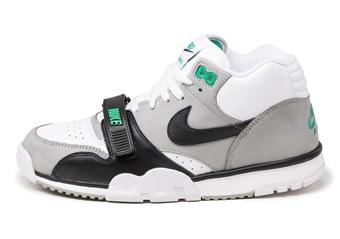 シューズ スニーカー  トレーナー　クロロフィル  ナイキ Nike Air Trainer 1 Mid Chlorophyll