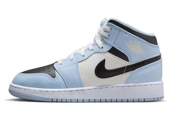 バスケットシューズ バッシュ スニーカー ジョーダン Jordan Air Jordan 1 Mid GS Ice Blu