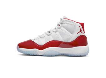 バスケットシューズ バッシュ スニーカー   ジョーダン Jordan Air Jordan 11 Retro Cherry