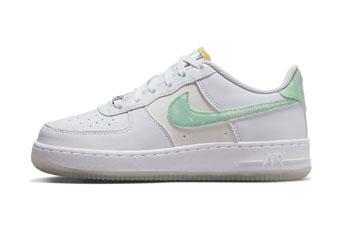 シューズ スニーカー   ナイキ Nike Air Force 1 Low  LV8  GS  GS White/Mint/Ph