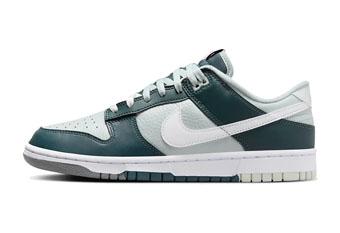 バスケットシューズ バッシュ スニーカー   ナイキ Nike Dunk Low Retro PRM Deep Green/L