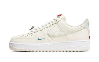 バスケットシューズ バッシュ スニーカー   ナイキ Nike AIR FORCE 1 '07 CNY Year of the