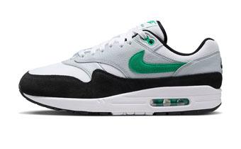 シューズ スニーカー ランニング   ナイキ Nike Air Max 1  White/Black/Green   ランニングの通販は 17,150円