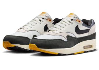 シューズ スニーカー ランニング   ナイキ Nike Air Max 1  Sail/Bone/Gold/Black   ランの通販は