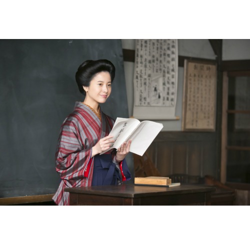 連続テレビ小説 花子とアン 完全版 ブルーレイBOX1 全4枚_3